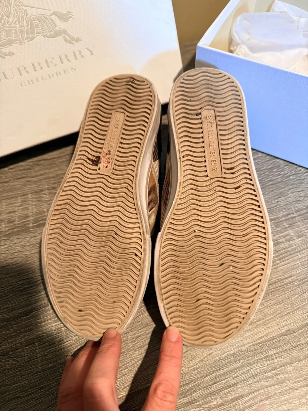 Burberry used plaid